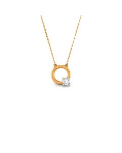 Sleek Oval Pendant Necklace with Unique Diamond Details