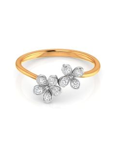 Beautiful Minimalist Floral Diamond Ring