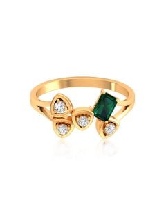 Stylish Emeralds Diamond Ring