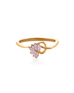 Floral-Inspired Cluster Diamond Ring for Playful Grace
