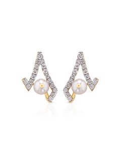 Diamond drop earrings with Pearl reflecting Brahmacharini endurance
